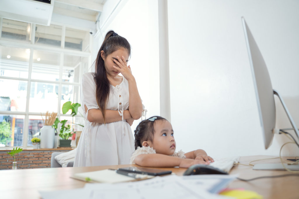 Stressed mum from making mistakes when rewarding child.