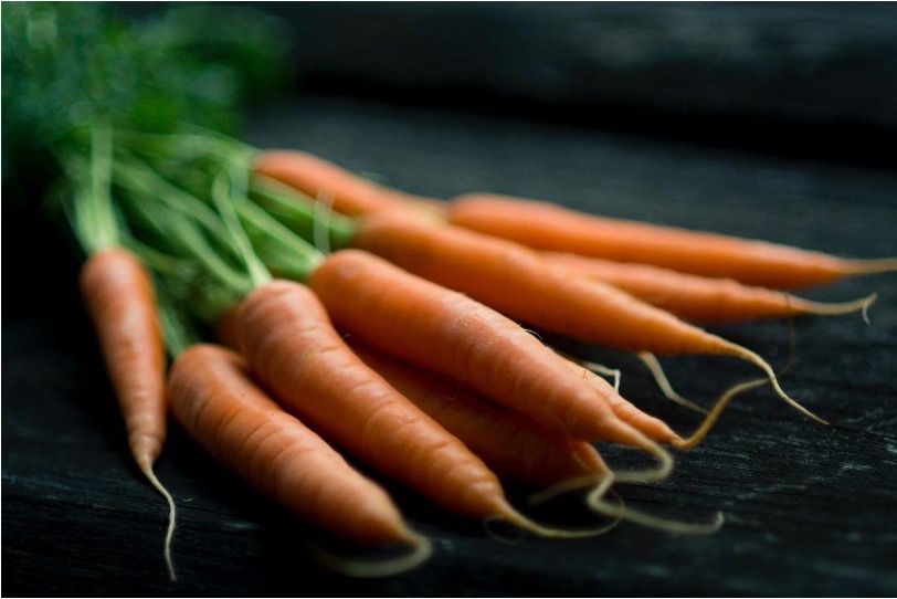 can carrots improve eyesight